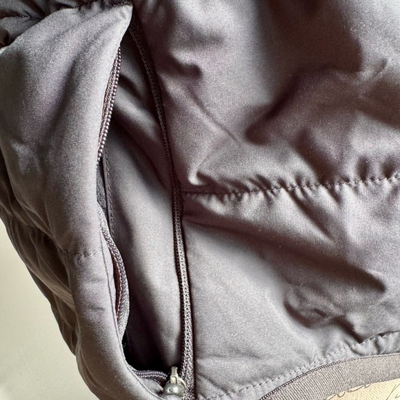 NWT♥️ Nike Thermal fit Women's Black Puffer Vest, MED - Picture 14 of 14